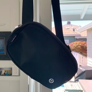 Everywhere Belt Bag (Lululemon)